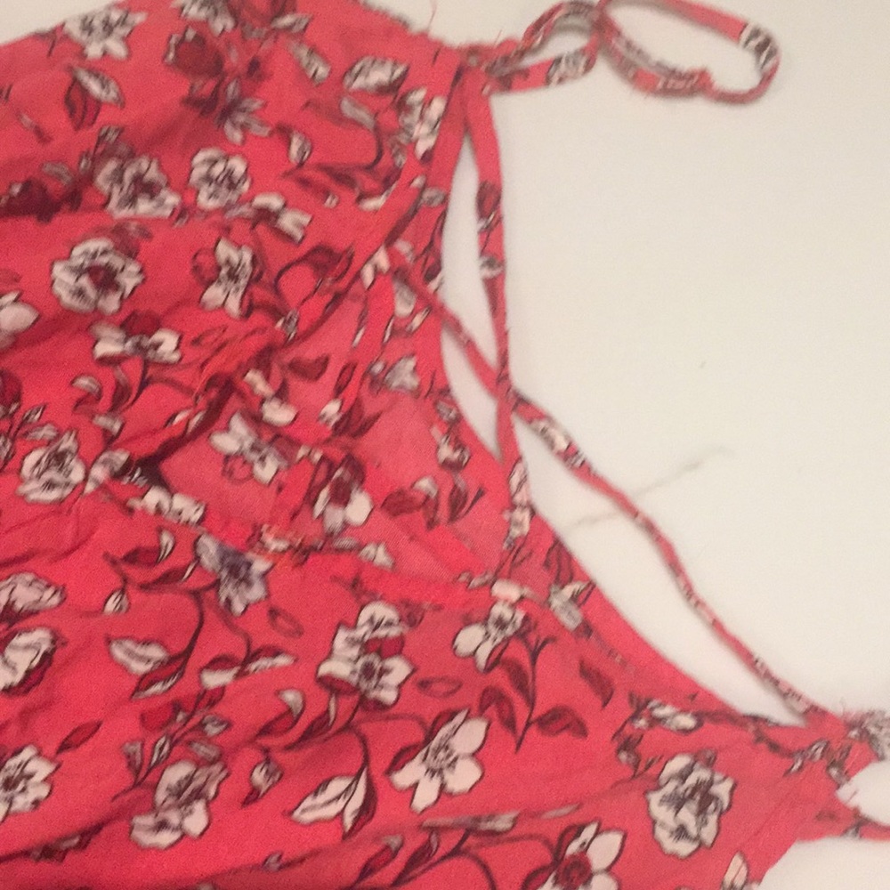 Divided Floral ROMPER - Picture 3 of 3